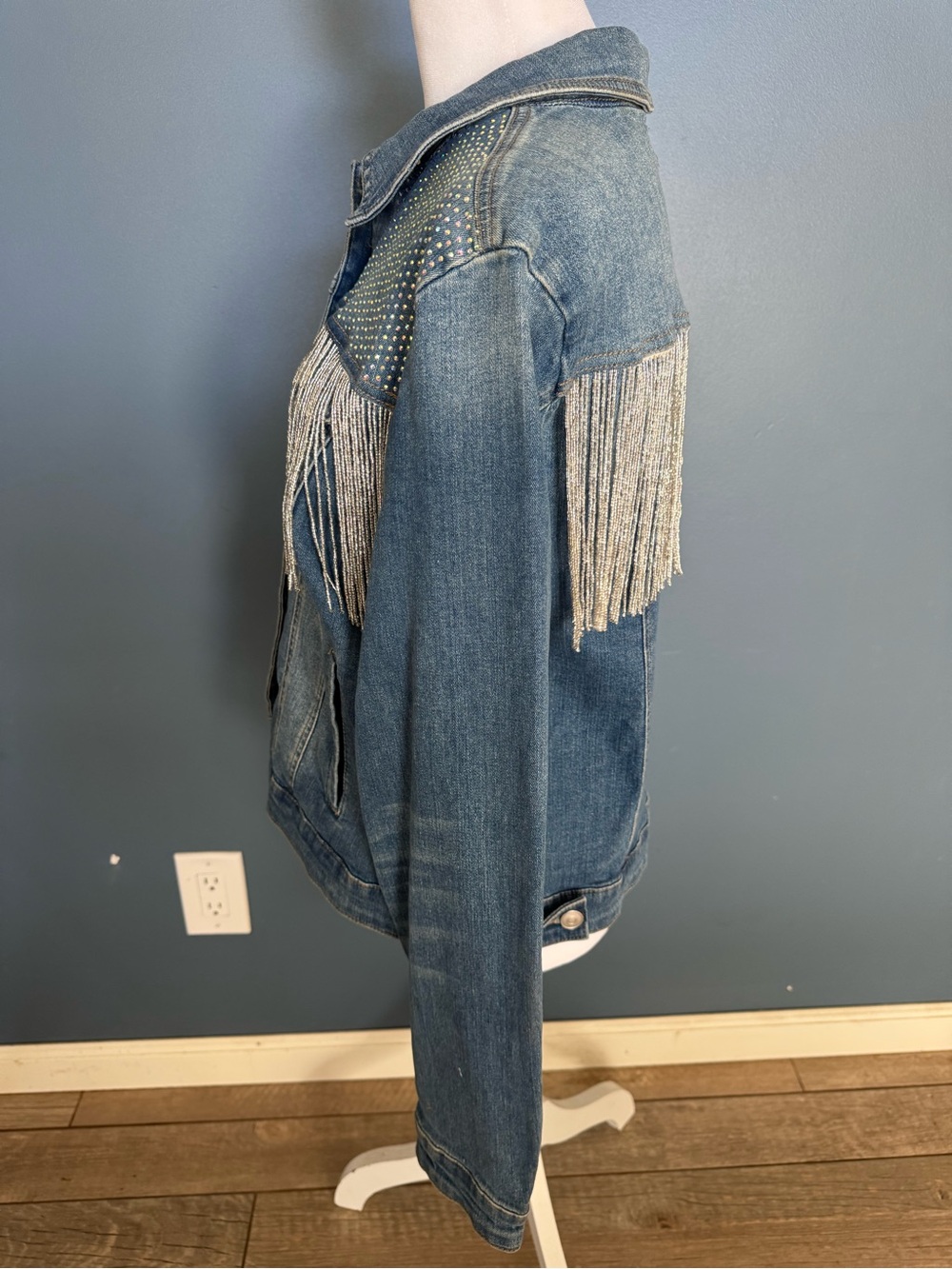 ✨ GORGEOUS Western Glam Rhinestone Fringe Denim Jacket ✨ L - Picture 4 of 15